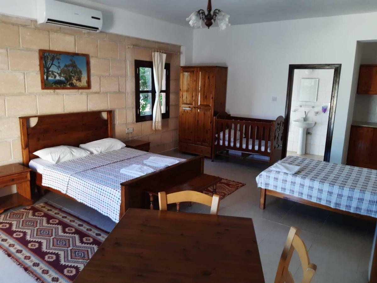 Karpaz Stone House Bed and Breakfast Rizokarpaso Εξωτερικό φωτογραφία