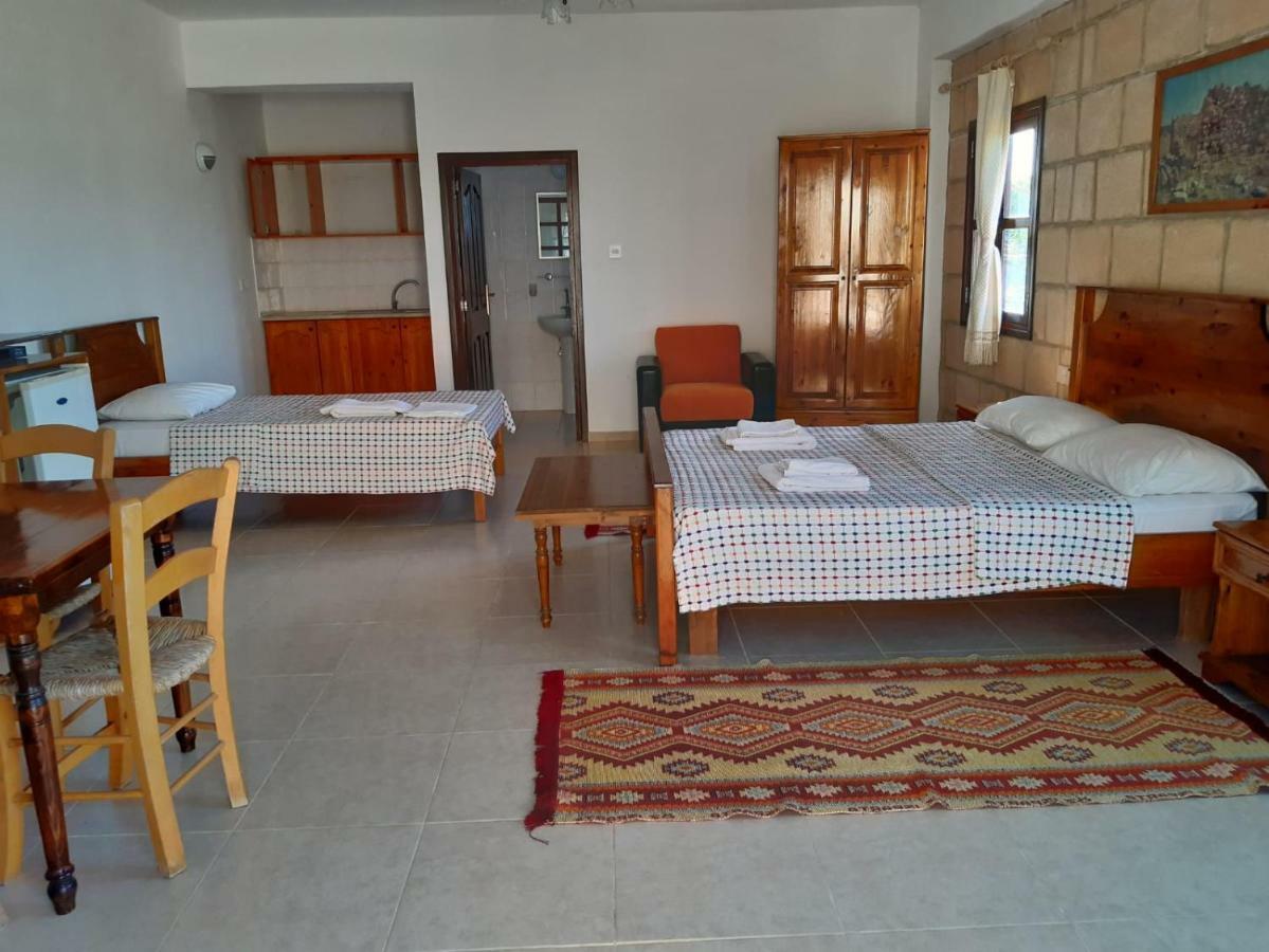 Karpaz Stone House Bed and Breakfast Rizokarpaso Εξωτερικό φωτογραφία